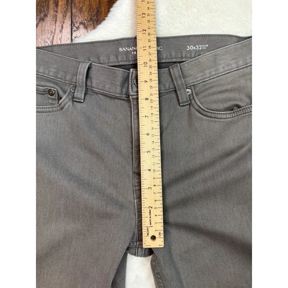 Banana Republic Men's‎ Travelers Jeans 30x32 Gray Slim Leg Stretch